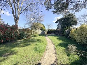 GARDEN- click for photo gallery